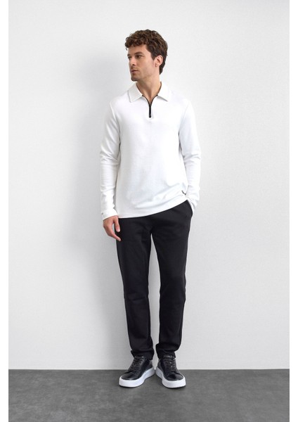 Beyaz Regular Fit Gömlek Yaka Yarım Fermuarlı Sweatshirt fırsatları