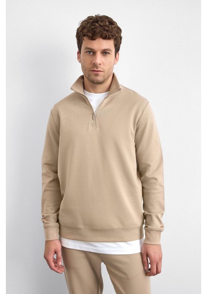 Bej Regular Fit Dik Yaka Yarım Fermuarlı Sweatshirt
