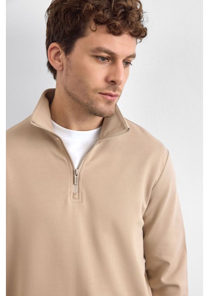 Bej Regular Fit Dik Yaka Yarım Fermuarlı Sweatshirt fiyatları