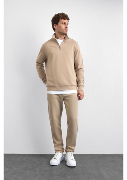 Bej Regular Fit Dik Yaka Yarım Fermuarlı Sweatshirt fırsatları