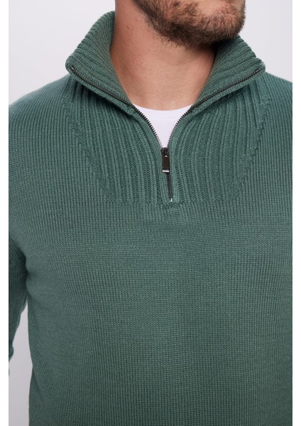 Erkek Slim Fit Dar Kesim Armürlü Fermuarlı Yeşil Dik Yaka Kazak modelleri