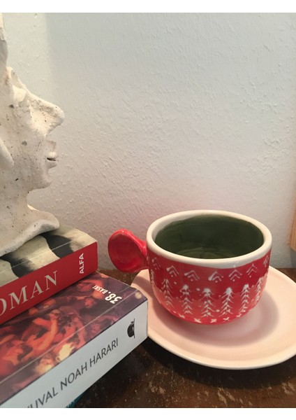 Yılbaşı Temalı Kırmızı Renkli El Yapımı Seramik Kahve Fincanı