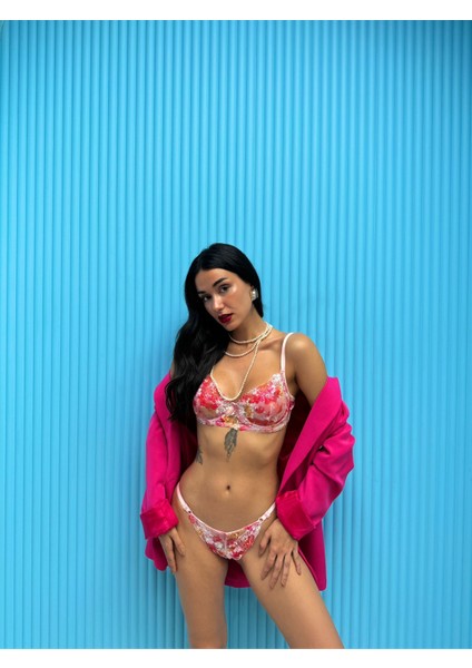 Dantel Balenli Kapsız Sütyen Takımı indirimleri