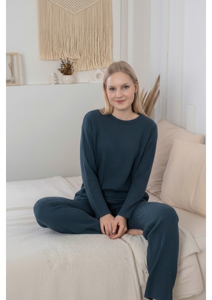 Kalın Kışlık Interlok Şeritli Uzun Kollu Örme Pijama Takımı indirimleri