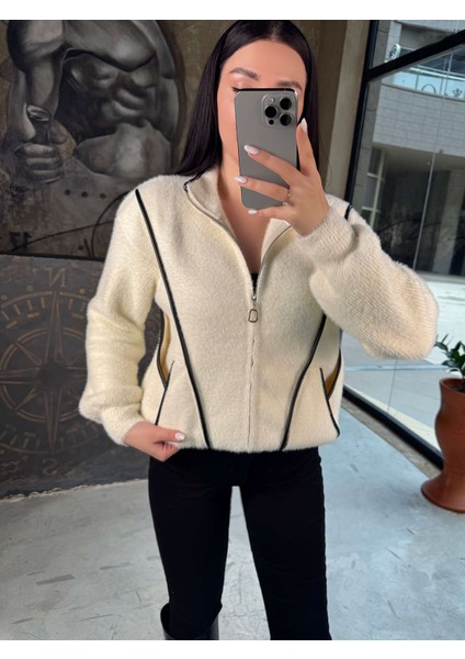 Wulf Deri Detaylı Alt Kısmı Ayarlanabilir Fermuarlı Triko Hırka-Vanilya