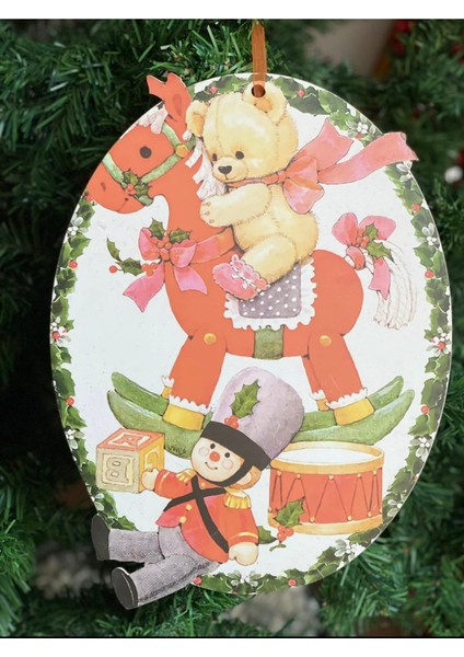 Kırmızı Ahşap Yılbaşı Oyuncak Ayıcık ve Kurşun Asker Dekorasyon Süsü