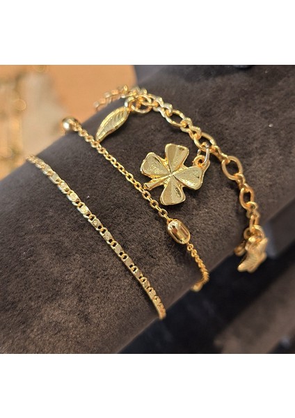Dört Yapraklı Yonca ve Yıldız Detaylı Gold 3’lü Bileklik Seti