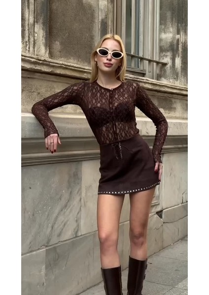 Kadın Asimetrik Kuş Gözü Bağcıklı Eteği Zımbalı Tasarım Spor Şık Süet Etek fiyatları