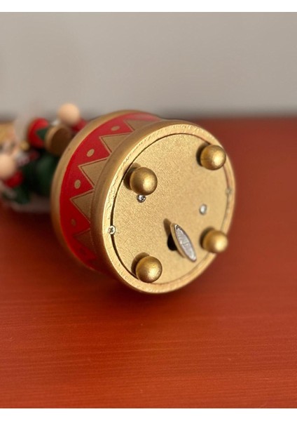 Renkli Yılbaşı Kurşun Asker Müzik Kutusu, Şık ve Eğlenceli Dekorasyon Parçası fiyatları