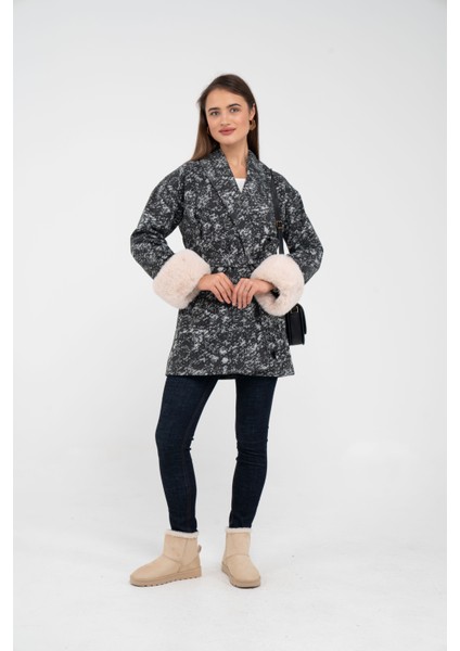 Desenli Kürk Manşet Detaylı Kuşaklı Kadın Kaban 1766