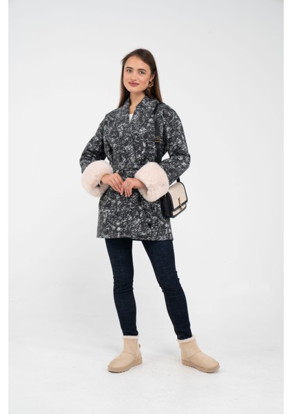 Desenli Kürk Manşet Detaylı Kuşaklı Kadın Kaban 1766 fiyatları