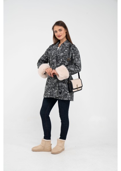 Desenli Kürk Manşet Detaylı Kuşaklı Kadın Kaban 1766 indirimleri