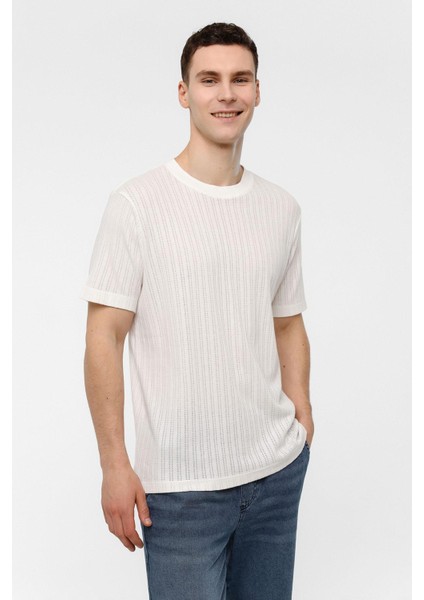 Beyaz Regular Fit %100 Pamuk Bisiklet Yaka Tişört modelleri