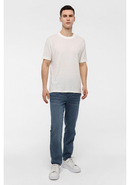 Beyaz Regular Fit %100 Pamuk Bisiklet Yaka Tişört