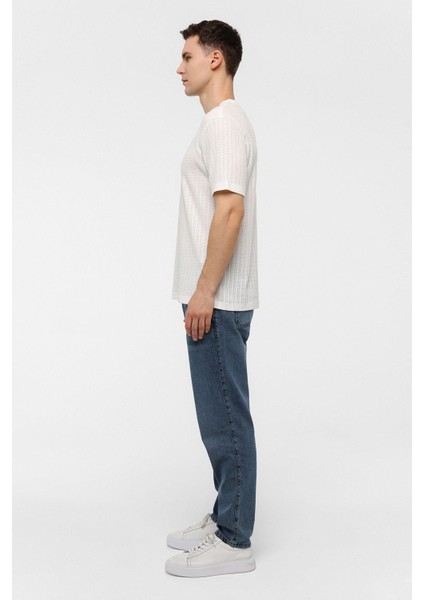 Beyaz Regular Fit %100 Pamuk Bisiklet Yaka Tişört