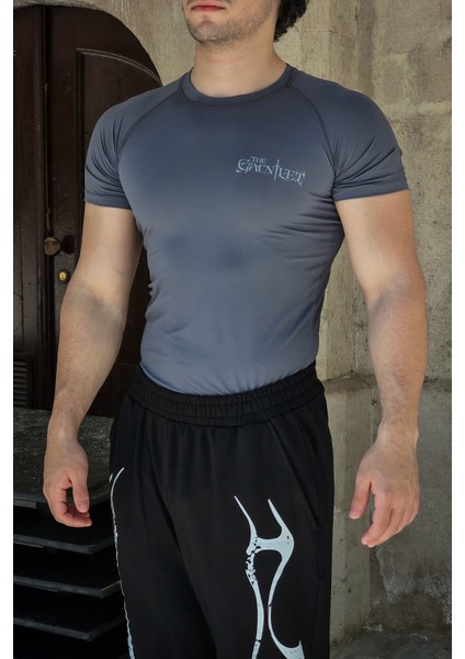 The Gauntlet - Compression T-Shirt (Füme) fiyatları