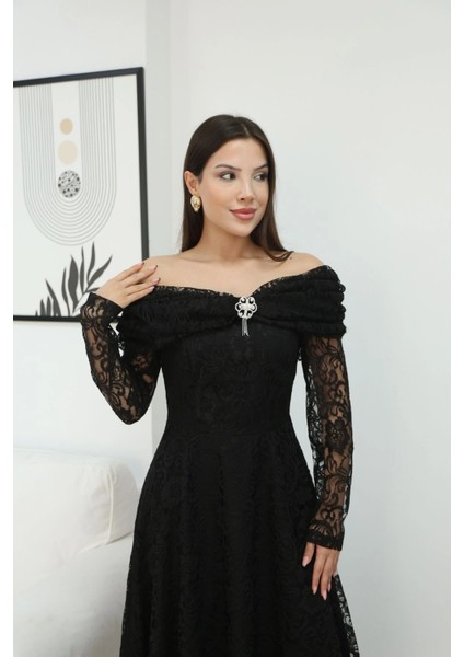 Aşkın Büyüsü Dantel Abiye Elbise 6055-SIYAH fırsatları