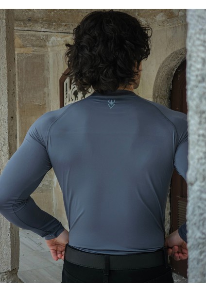 Berserk - Uzun Kollu Compression T-Shirt (Füme) fiyatları