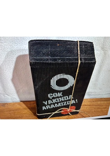 Coca Cola Çok Yakında Aramızda Zero Orijinal Kutusunda Koleksiyonluk Şişe Kutu Ölçüsü 26 x 15 x 8 cm fiyatları