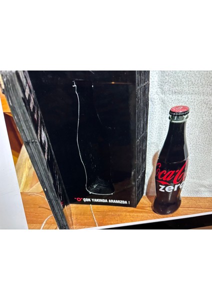 Coca Cola Çok Yakında Aramızda Zero Orijinal Kutusunda Koleksiyonluk Şişe Kutu Ölçüsü 26 x 15 x 8 cm modelleri