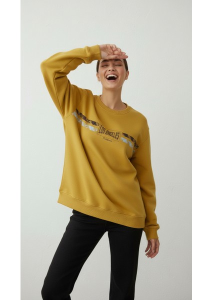 Kadın Baskılı Şardonlu Üç Ip Şevval Sweatshirt Sarı modelleri