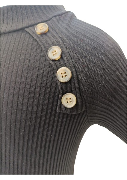 Kız Çocuk Siyah Yarım Balıkçı Yaka Kaşkorse Sweatshirt Body – Düğme Aksesuarlı, Pamuklu ve Esnek Kumaş