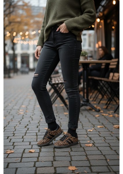 Leopard Garantili Kadın Ortopedik Günlük Bağcıklı Yürüyüş Leopar Desenli Sneaker Spor Ayakkabı