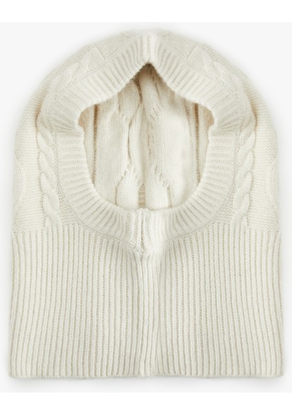 Saç Örgü Dokulu Balaklava Bere