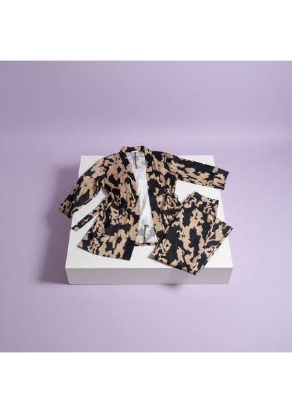 Desenli Saten Ikili Takım – Lüks Duruşun En Feminen Hali ✨ modelleri