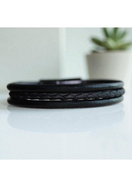 Siyah Deri Bileklik Örgü Deri, Mıknatıs Kapama, Şık ve Modern Tasarım, 3 Beden fiyatları