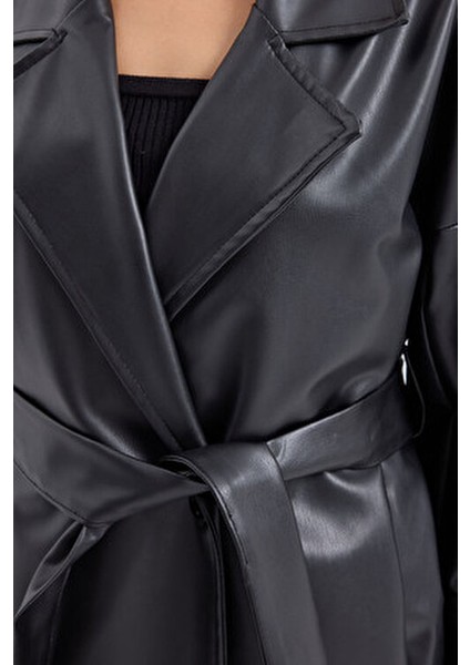 Kuşaklı Suni Deri Trençkot - Siyah Kadın Yaka Tipi ile Şık Tasarım