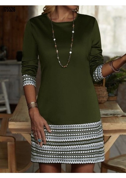 Kadın Uzun Kollu Bisiklet Yaka Kol Ağzı ve Etek Ucu Baskılı Iki Iplik Elbise fırsatları