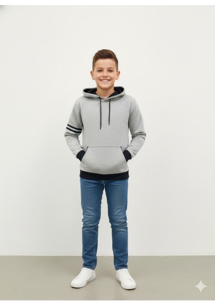 Çocuk Kapişonlu Sweatshırt