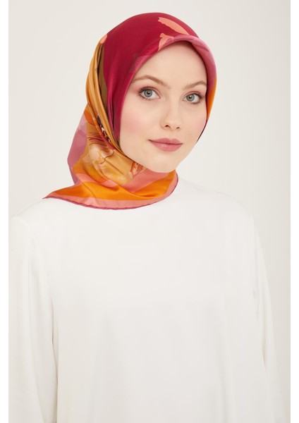 Obje Desenli Sura Ipek Eşarp