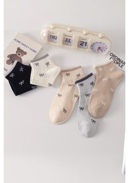 Kadın 5 Çift Premium Kalite Mini Kurdale Desenli Sevimli Kısa Kolej Ayak Bileği Çorabı modelleri