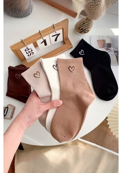 Kadın 5 Çift Premium Kalite Mini Kalp Desenli Günlük Kullanım Sevimli Kolej Çorabı fırsatları