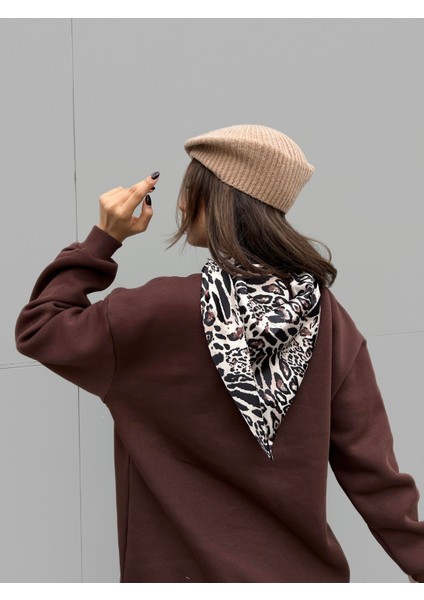 Kadın Kahve Leopar Şal Detaylı Oversize Sweatshirts 30096 modelleri
