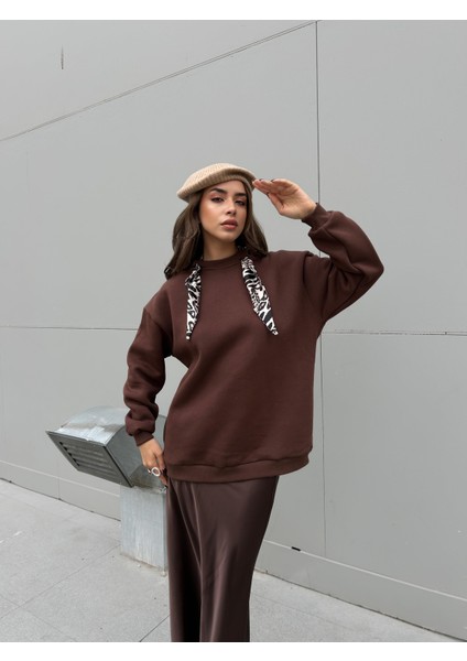 Kadın Kahve Leopar Şal Detaylı Oversize Sweatshirts 30096