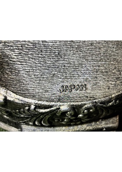 Japon Üretimi Metal Mücevher Kutusu 8,5 cm 6,5 cm 4,5 cm Ölçülerinde