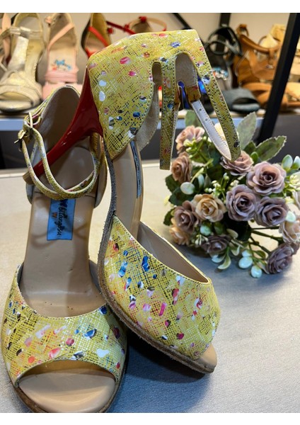 “yellow Art” Bilekten Çift Atkılı Sarı 8,5 cm 11 Pont Kapalı Topuk Tango, Dans ve Salon Ayakkabısı