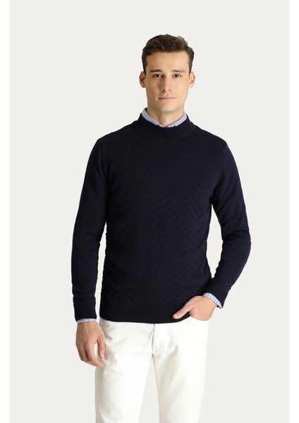 Yarım Balıkçı Yaka Regular Fit Desenli Pamuklu Triko Kazak