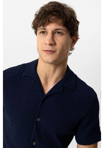 Lacivert Regular Fit Küba Yaka Örme Kısa Kollu Gömlek modelleri