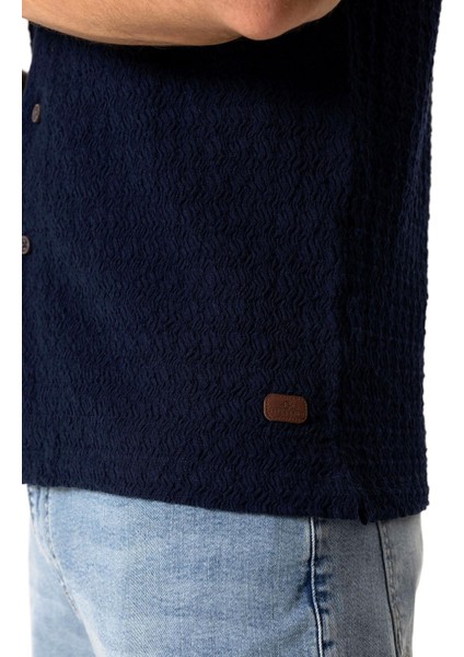 Lacivert Regular Fit Küba Yaka Örme Kısa Kollu Gömlek fırsatları