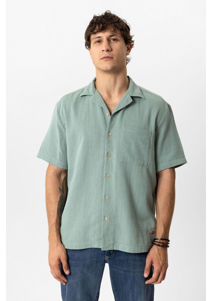 Yeşil Relaxed Fit Küba Yaka Kısa Kollu Gömlek
