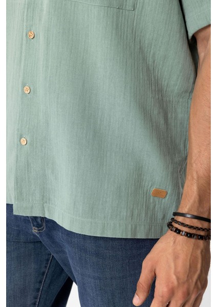 Yeşil Relaxed Fit Küba Yaka Kısa Kollu Gömlek modelleri