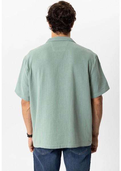 Yeşil Relaxed Fit Küba Yaka Kısa Kollu Gömlek fırsatları