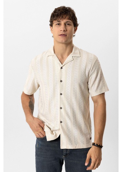 Bej Regular Fit Küba Yaka Örme Kısa Kollu Gömlek fiyatları