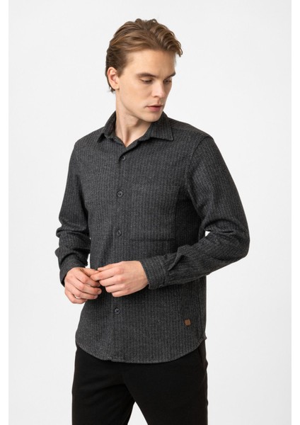 Siyah Regular Fit Cepli Desenli Örme Gömlek fiyatları
