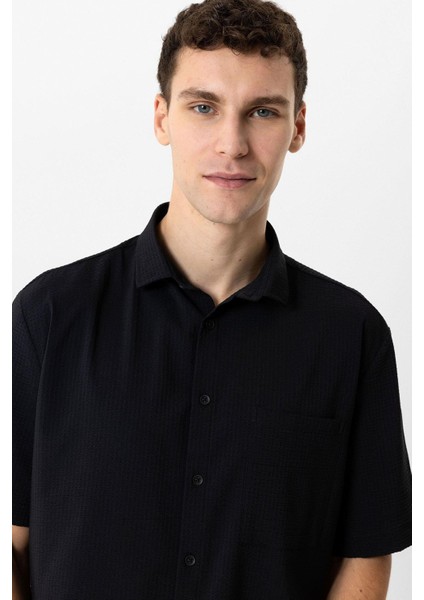 Siyah Relaxed Fit Küba Yaka Kısa Kollu Gömlek fiyatları