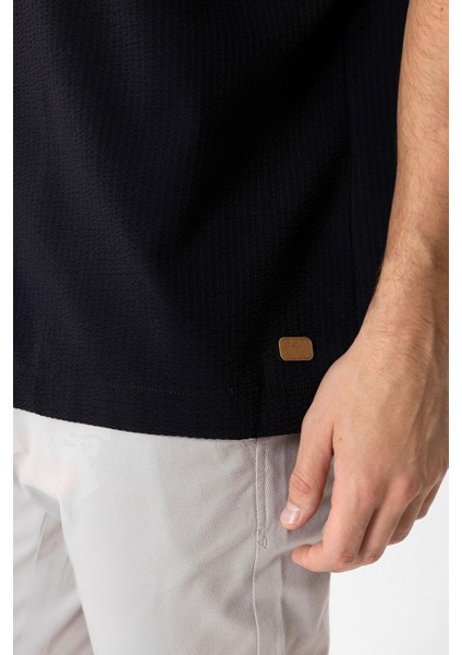 Siyah Relaxed Fit Küba Yaka Kısa Kollu Gömlek modelleri